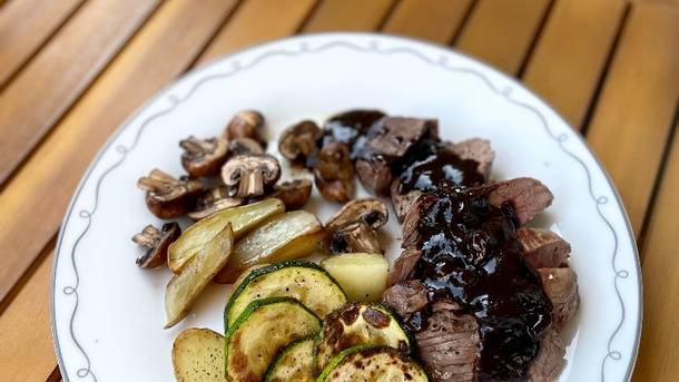 Grilování s demi glace