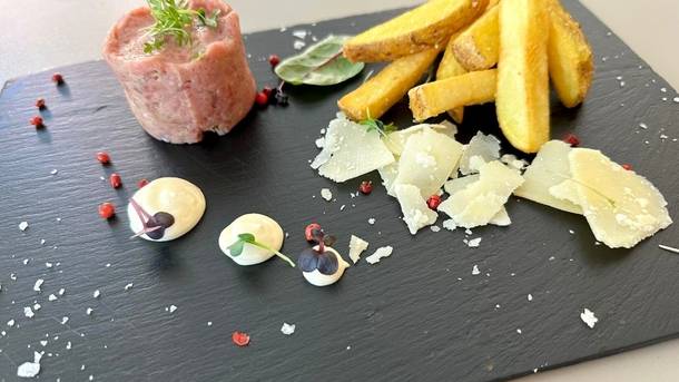 Gourmet specials 2023